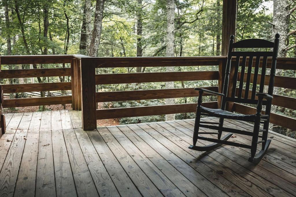 Blueberry Hideaway At 36 North Cabin - Hot Tub Purlear エクステリア 写真